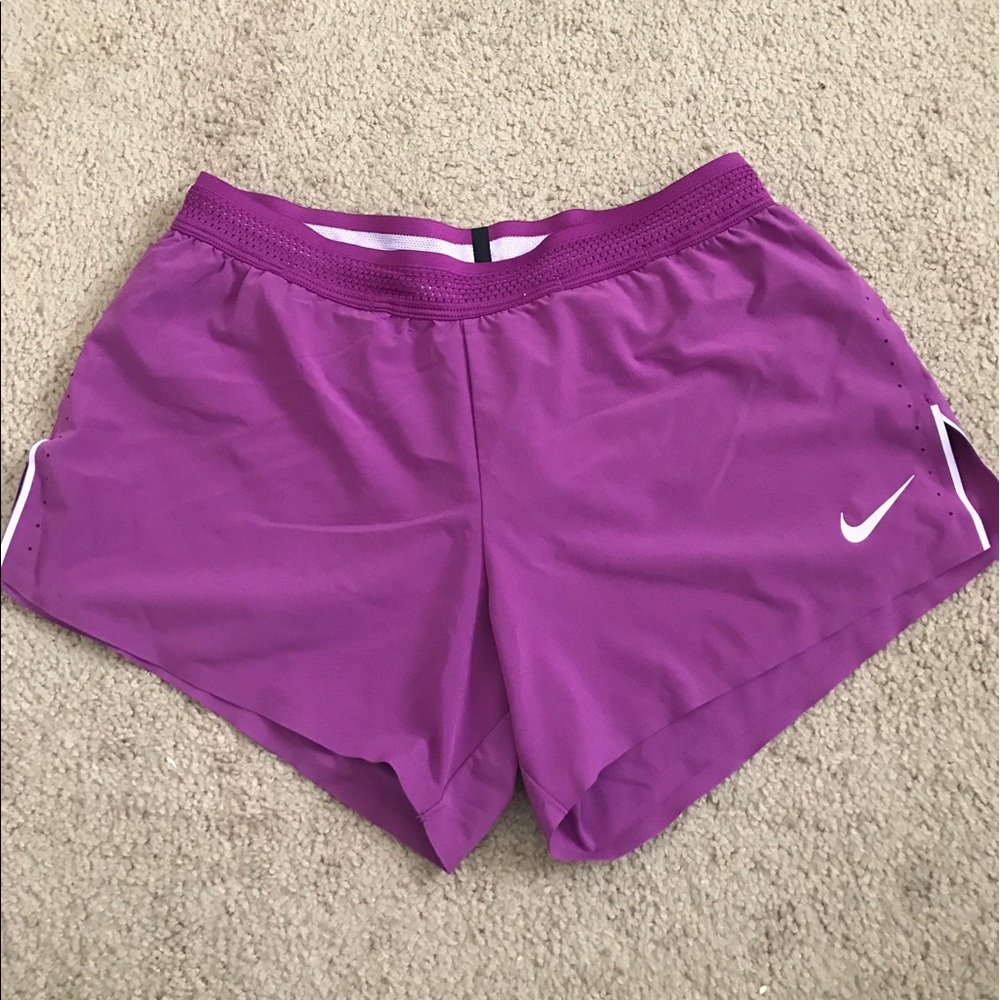 NIKE RUNNING SHORTS - S